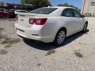2014 Chevrolet Malibu 1LZ - Exterior Rear Right Corner Image